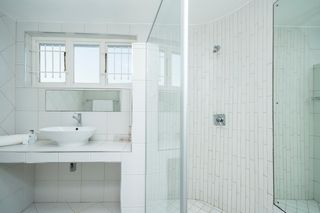 accommodation summerstrand room1 emabaleni3 accommodation summerstrand room1 emabaleni3