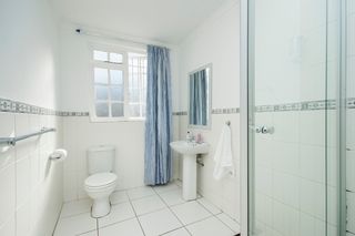 accommodation summerstrand room4 emabaleni3 accommodation summerstrand room4 emabaleni3