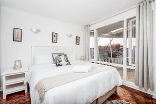 accommodation summerstrand room5 emabaleni accommodation summerstrand room5 emabaleni